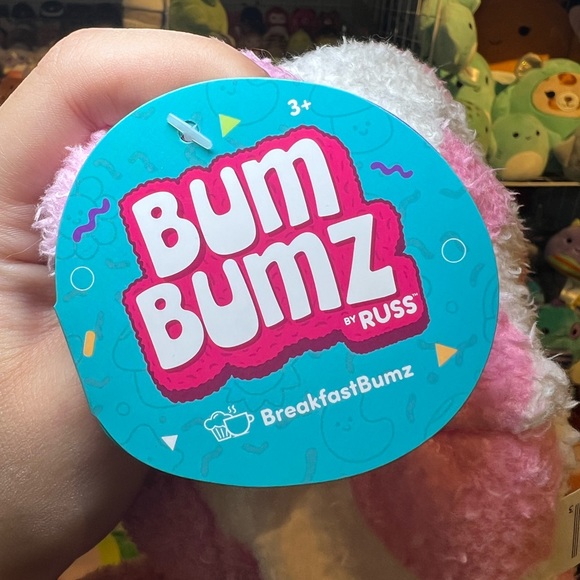 Bumbumz BreakfastBumz Strawberry Milk Sunday 8” Stuffed Plush - Picture 3 of 4